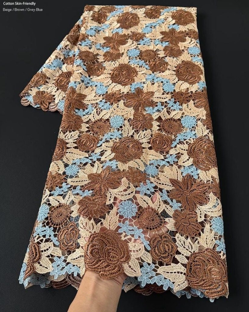 Guipure lace detail